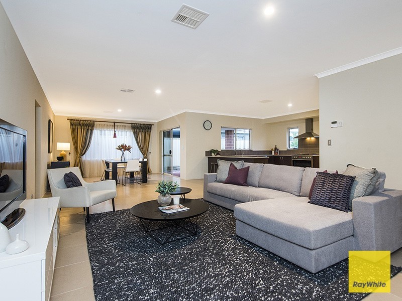 7 Ladham Turn, Canning Vale WA 6155