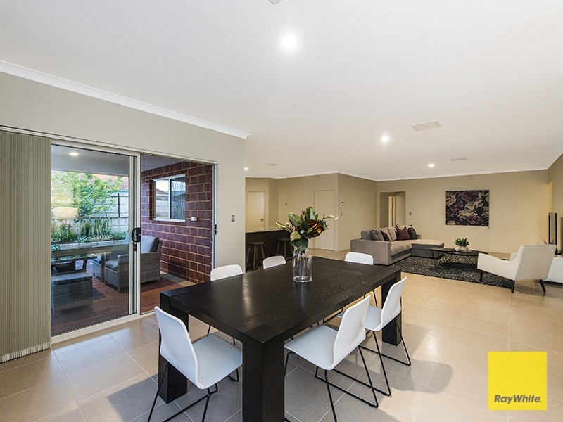 7 Ladham Turn, Canning Vale WA 6155