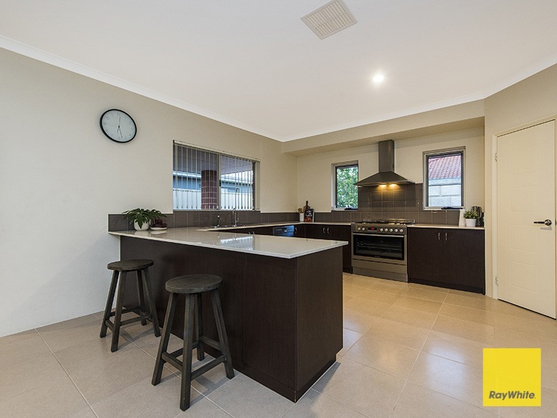 7 Ladham Turn, Canning Vale WA 6155