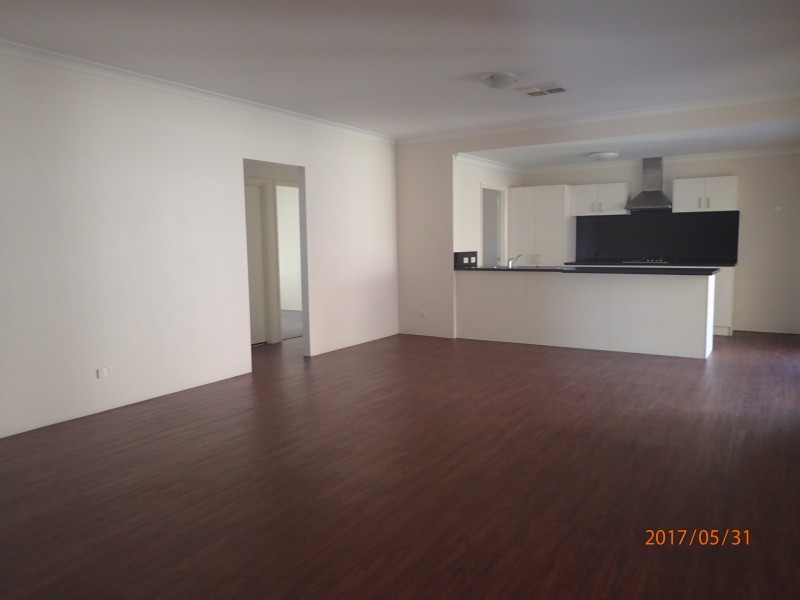 2 Janz Pass, Canning Vale WA 6155