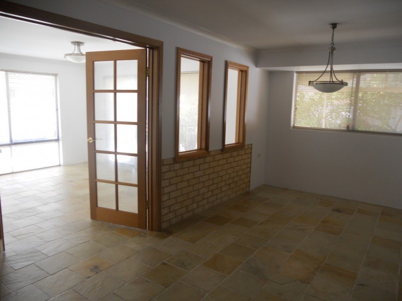 2 Montpelier Loop, Canning Vale WA 6155