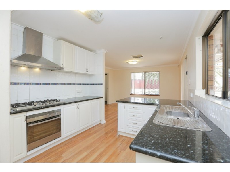 22 Mayo Court, Parkwood WA 6147