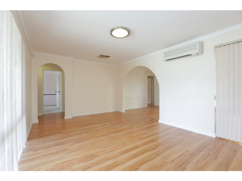 22 Mayo Court, Parkwood WA 6147