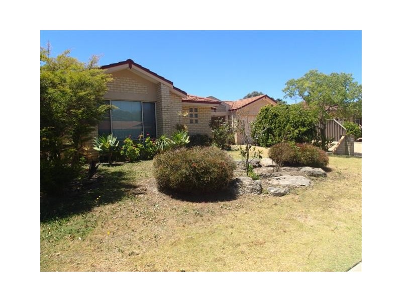 4 Durness Place, Canning Vale WA 6155