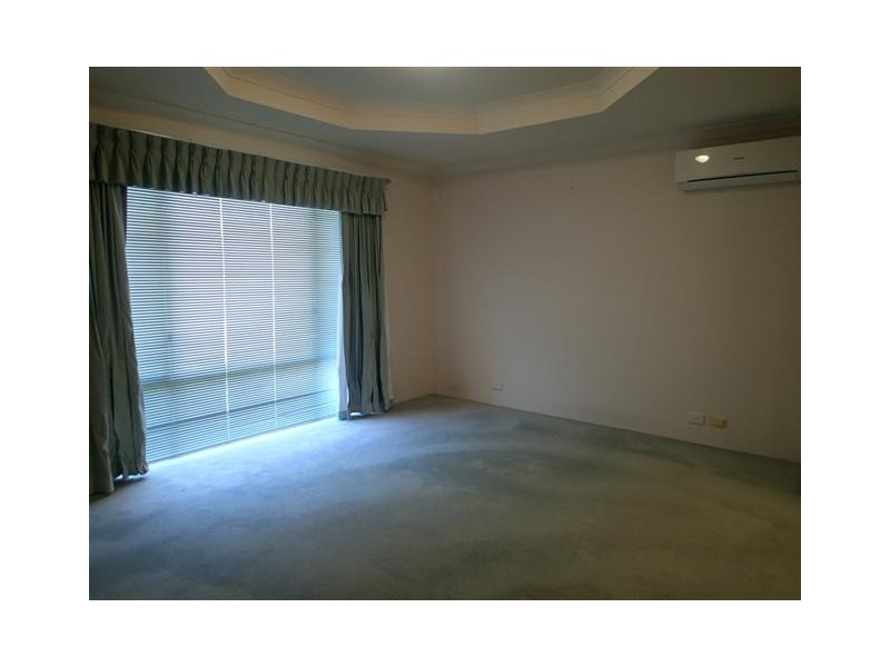 4 Durness Place, Canning Vale WA 6155