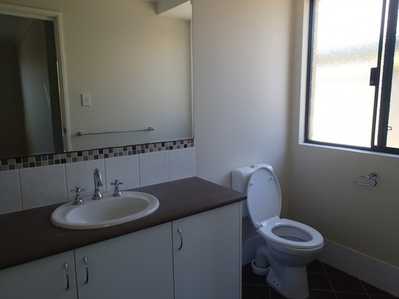 11 Leicester Crescent, Canning Vale WA 6155