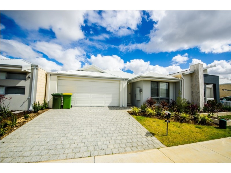 7 Telopea Way, Piara Waters WA 6112