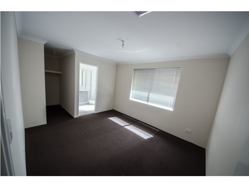 7 Telopea Way, Piara Waters WA 6112