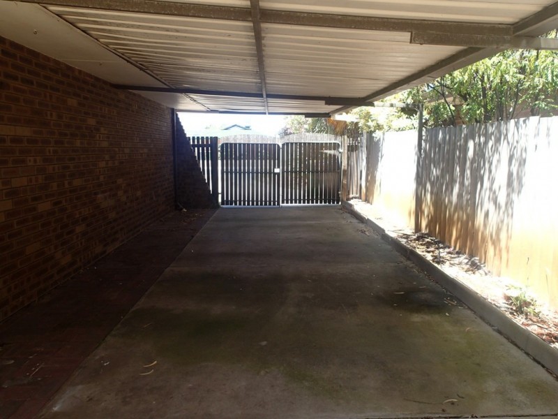 46 Greenway Avenue, Thornlie WA 6108