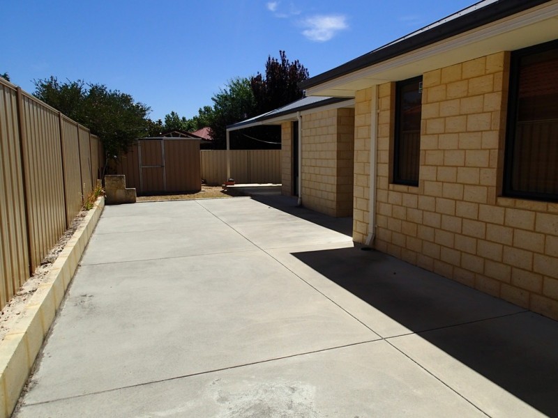 9 Diosma Way, Canning Vale WA 6155