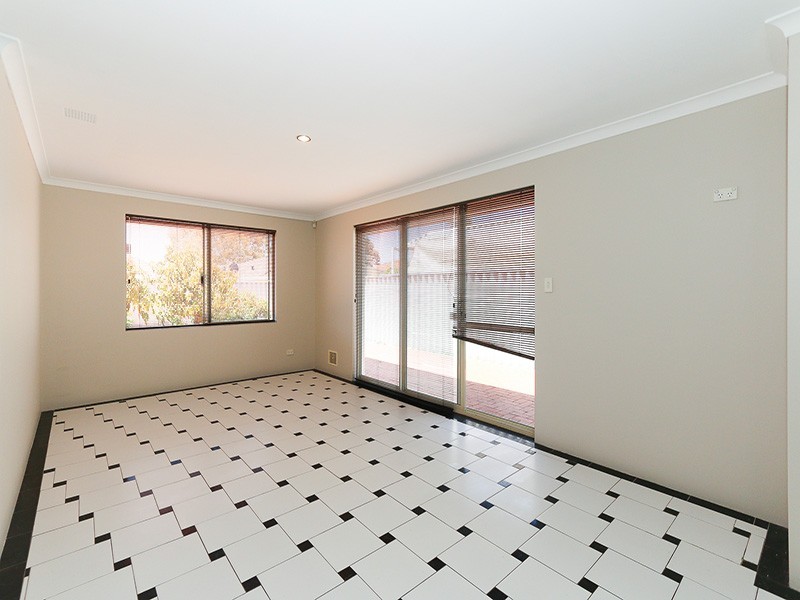12 Gibson Street, Langford WA 6147