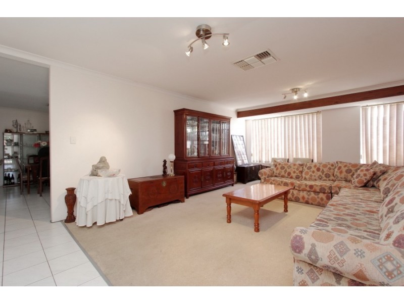 30 Park Lane, Canning Vale WA 6155