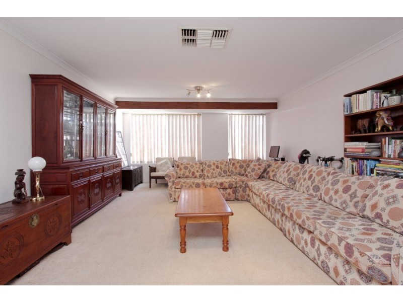 30 Park Lane, Canning Vale WA 6155