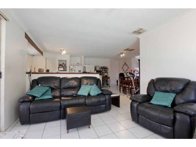 30 Park Lane, Canning Vale WA 6155