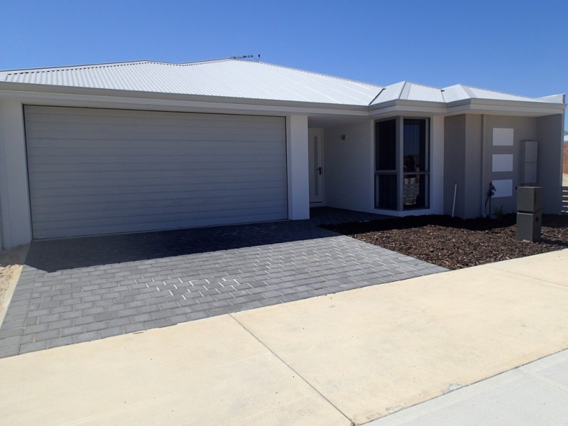 63 Yangtze Avenue, Southern River WA 6110