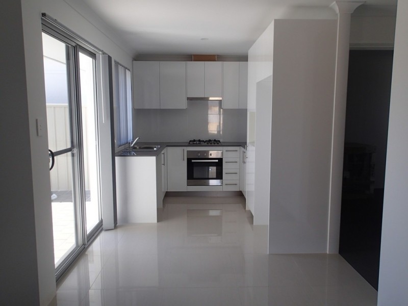 63 Yangtze Avenue, Southern River WA 6110