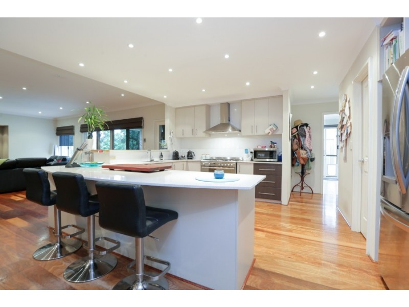 4 Tipperary Bend, Canning Vale WA 6155