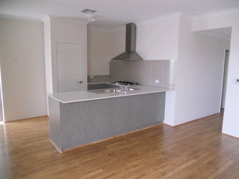 24 Amadeus Way, Success WA 6164