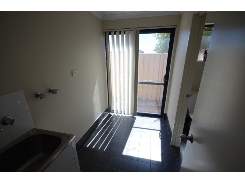 10 Fraser Road North, Canning Vale WA 6155