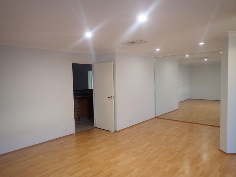 2 Conquest Court, Thornlie WA 6108