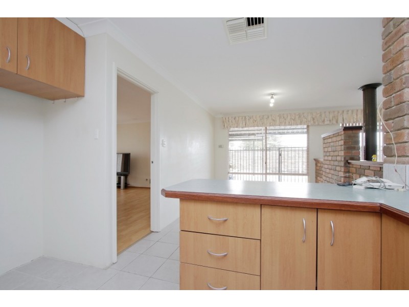 2 Conquest Court, Thornlie WA 6108