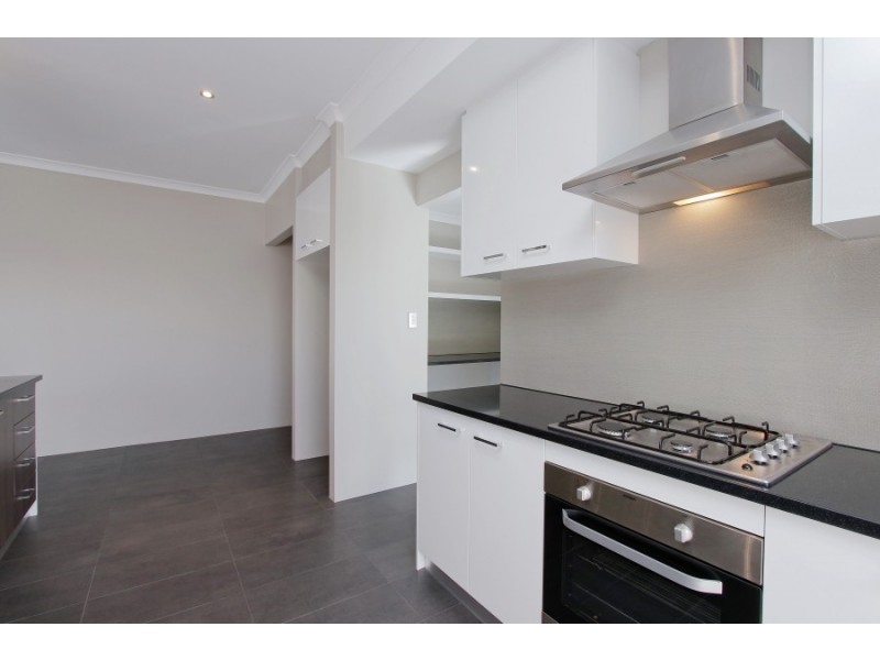 10 Jindabyne Street, Hilbert WA 6112