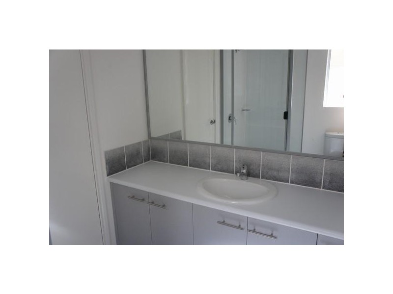 48 Erade Drive, Piara Waters WA 6112