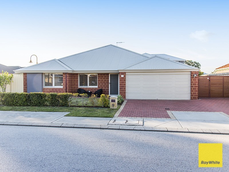7 Ladham Turn, Canning Vale WA 6155