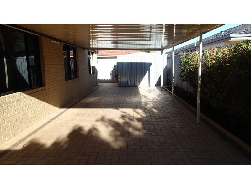 15 COMRIE ROAD, Canning Vale WA 6155