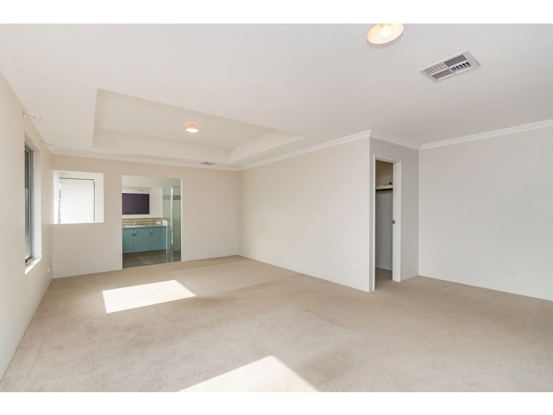 33 Ballycastle Loop, Canning Vale WA 6155