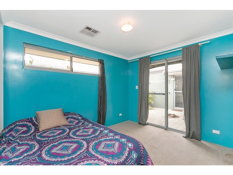33 Ballycastle Loop, Canning Vale WA 6155