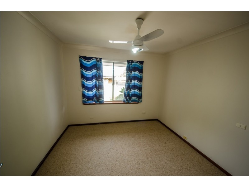 1 Sheldwich Street, Thornlie WA 6108