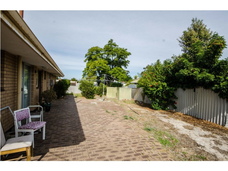 1 Sheldwich Street, Thornlie WA 6108