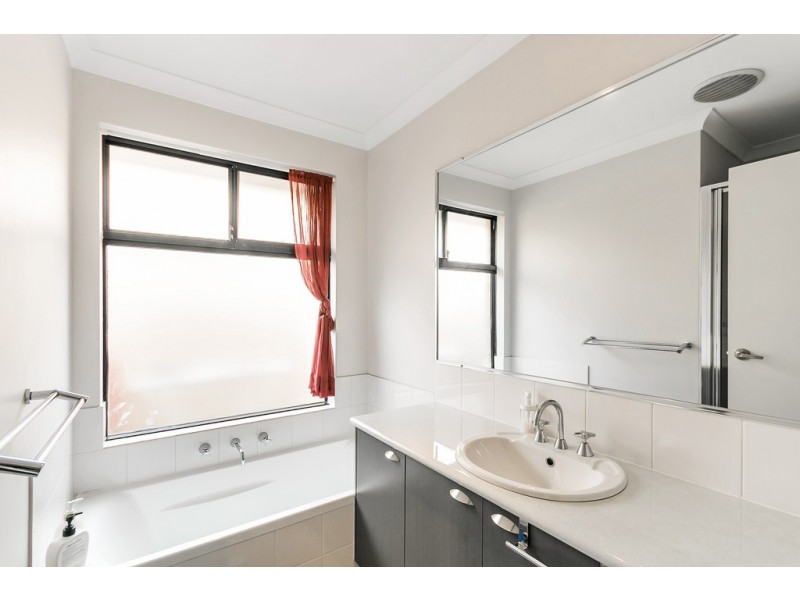 83 Tipuana Terrace, Harrisdale WA 6112