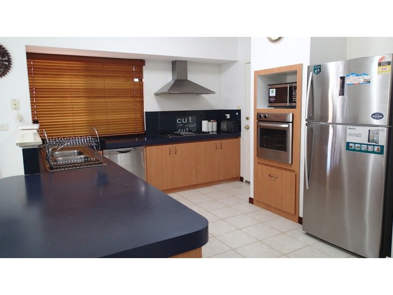 14 Vancouver Drive, Canning Vale WA 6155