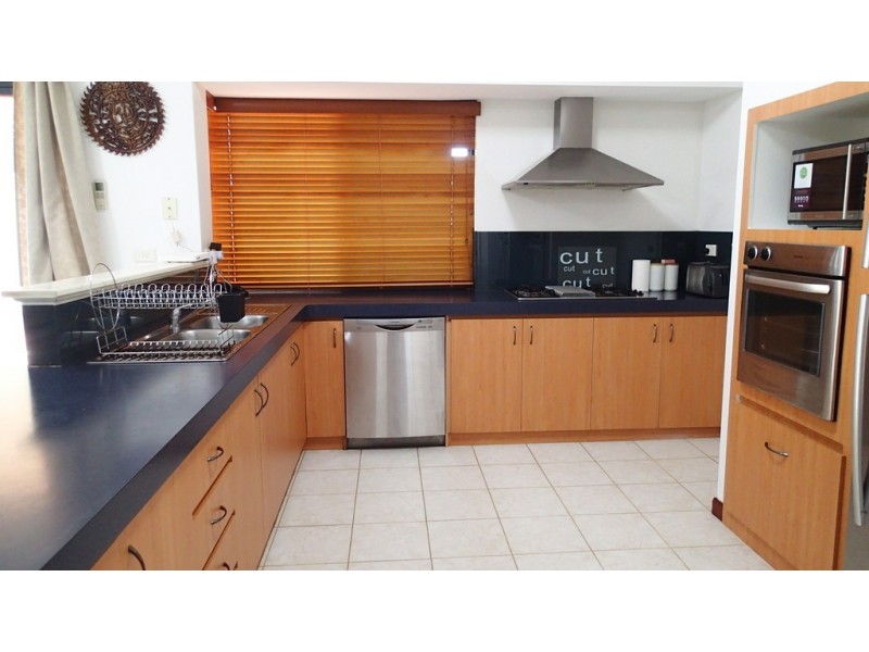 14 Vancouver Drive, Canning Vale WA 6155