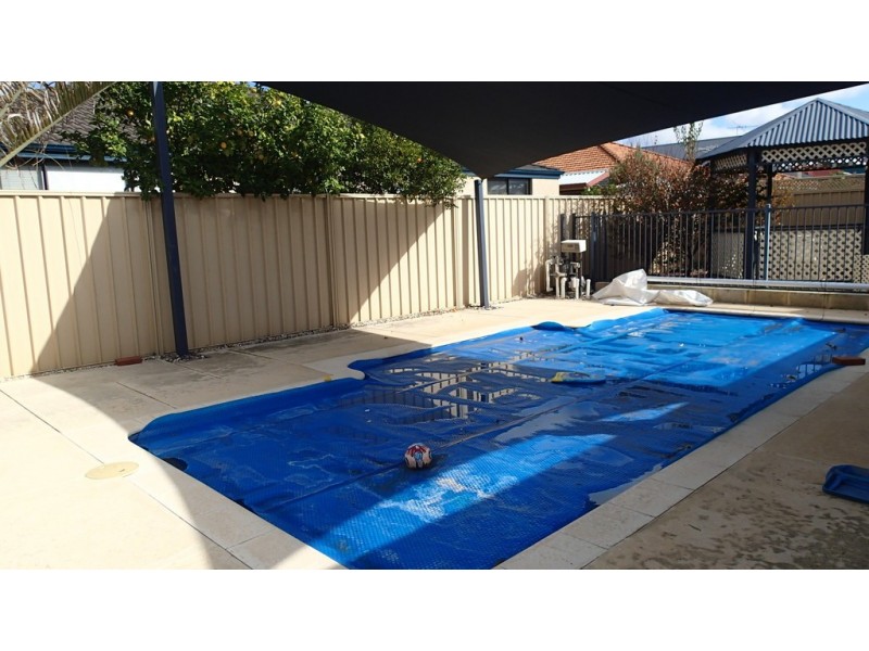 14 Vancouver Drive, Canning Vale WA 6155