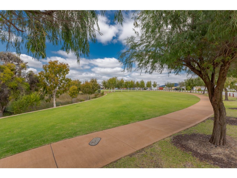 7 Aldenham Drive, Southern River WA 6110