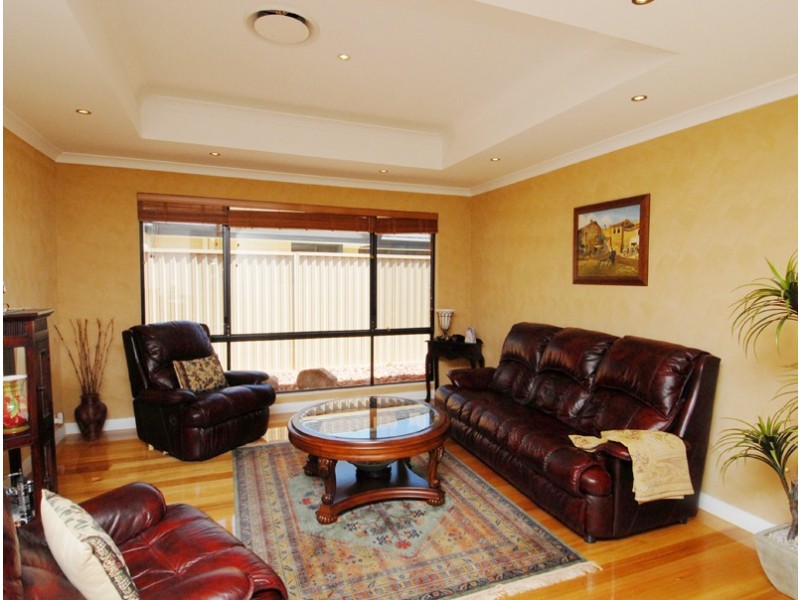 6 Salen Lane, Canning Vale WA 6155