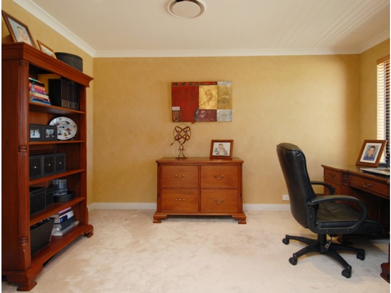 6 Salen Lane, Canning Vale WA 6155