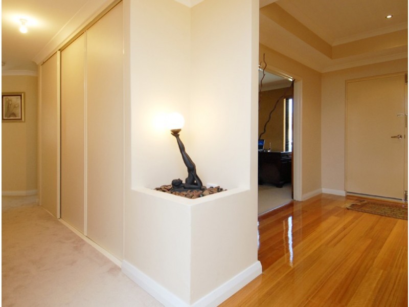 6 Salen Lane, Canning Vale WA 6155