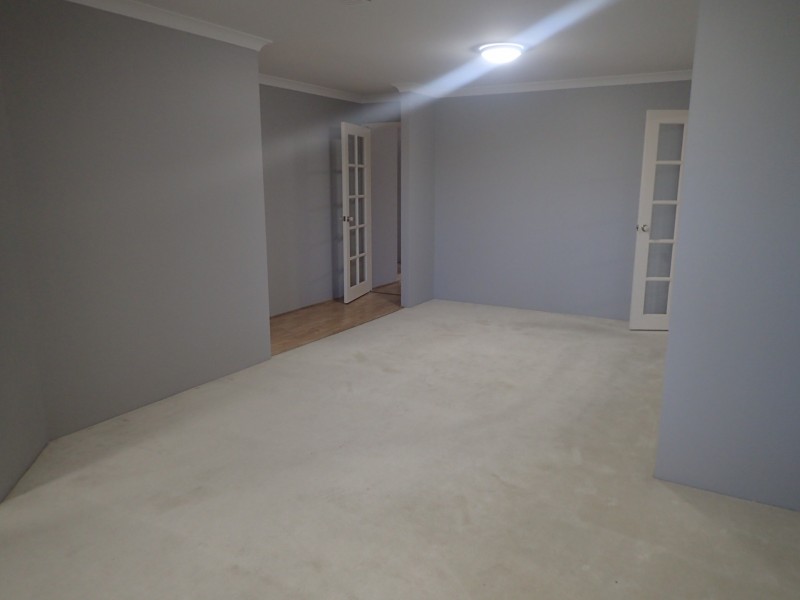 33 Heysen Parade, Southern River WA 6110