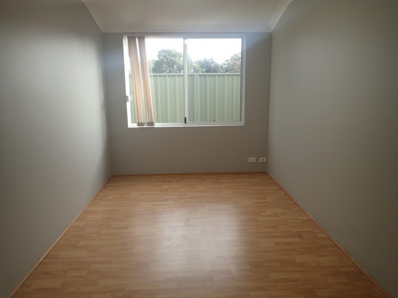 33 Heysen Parade, Southern River WA 6110