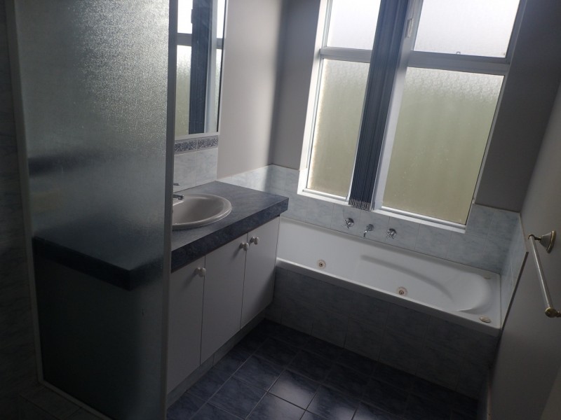 33 Heysen Parade, Southern River WA 6110