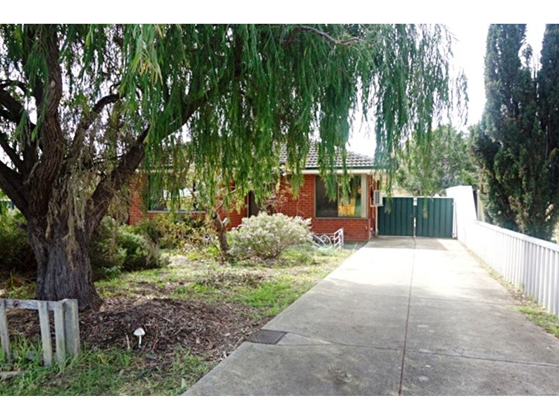 50 Brookman Avenue, Langford WA 6147