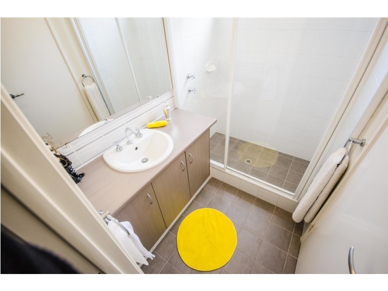 13/11 Carnation Street, Canning Vale WA 6155