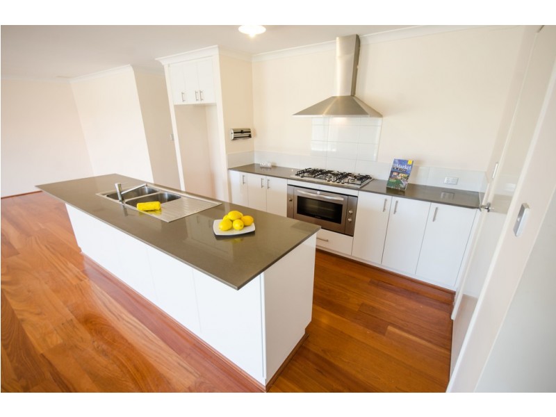 41 Gamenya Street, Canning Vale WA 6155