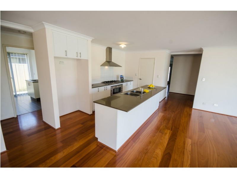 41 Gamenya Street, Canning Vale WA 6155