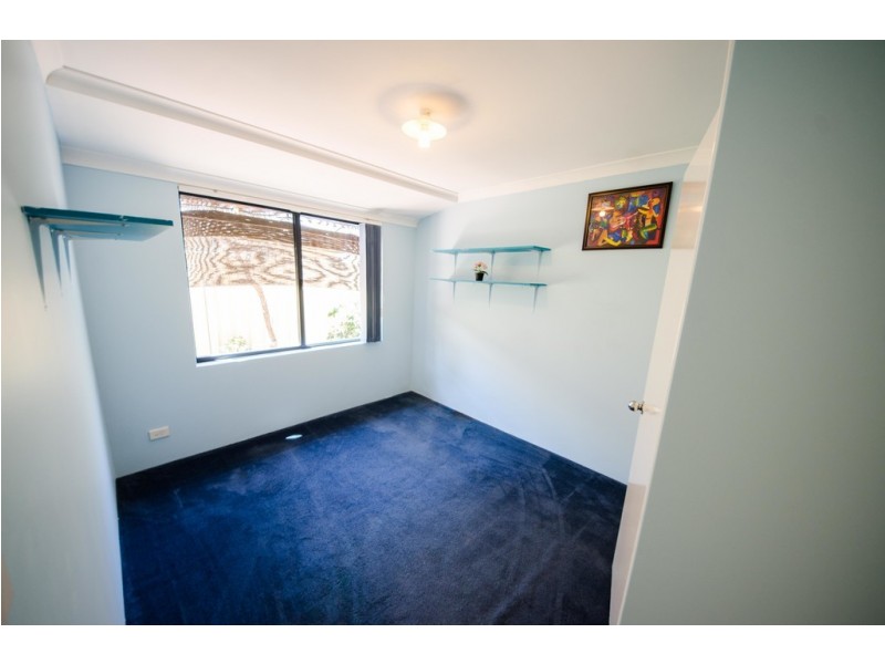 44 Salesian Court, Queens Park WA 6107