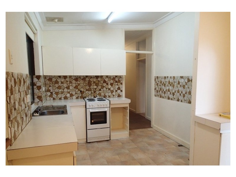 128 Verna Street, Gosnells WA 6110